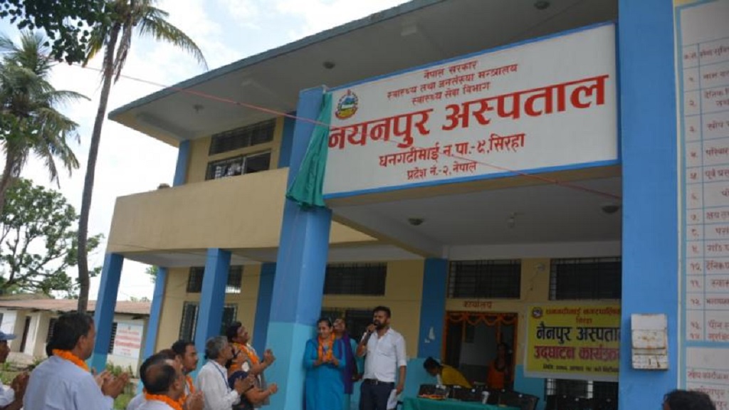 स्वास्थ्यकर्मीमा कोरोना संक्रमण पुष्टि भएपछि अस्पताल बन्द