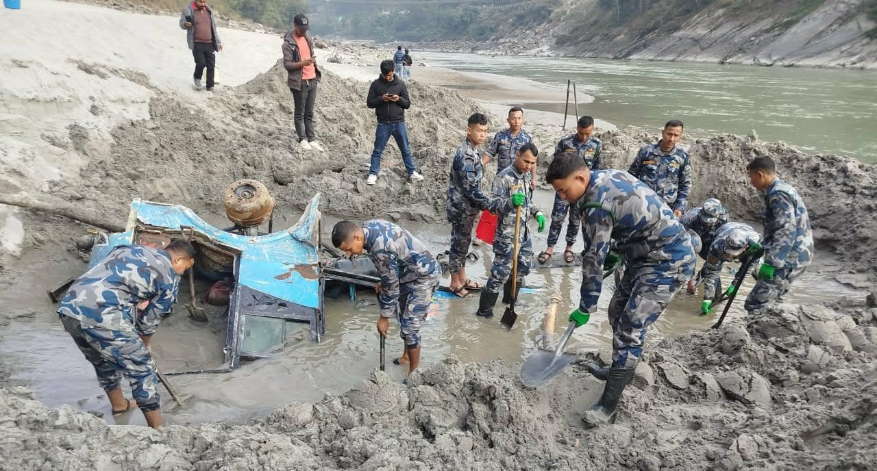 १८ महिनापछि बालुवाले पुरिएको अवस्थामा भेटियो गणपति डिलक्स