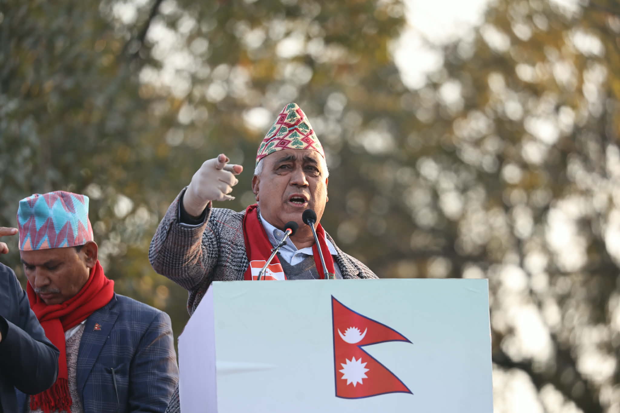 गगन–विश्वलाई बधाई दिँदै चन्द्र भण्डारीले भने,`नयाँ घर शुभ रहोस्´