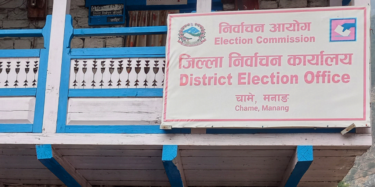 हिमपात भएपछि मनाङमा केही मतदान केन्द्रको अनुगमनमा समस्या