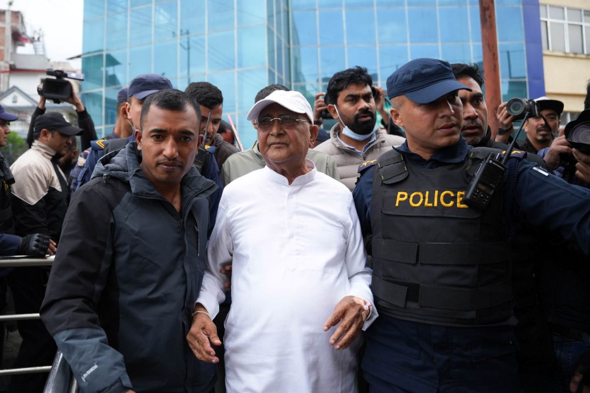 ओलीले हिरासतबाटै कार्यकर्तालाई किन पठाए यस्ता ५ सन्देश ?