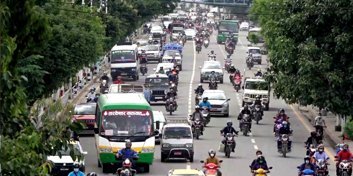 देशभर सार्वजनिक सवारीको नयाँ दर्ता किन भयो रोक्का ?