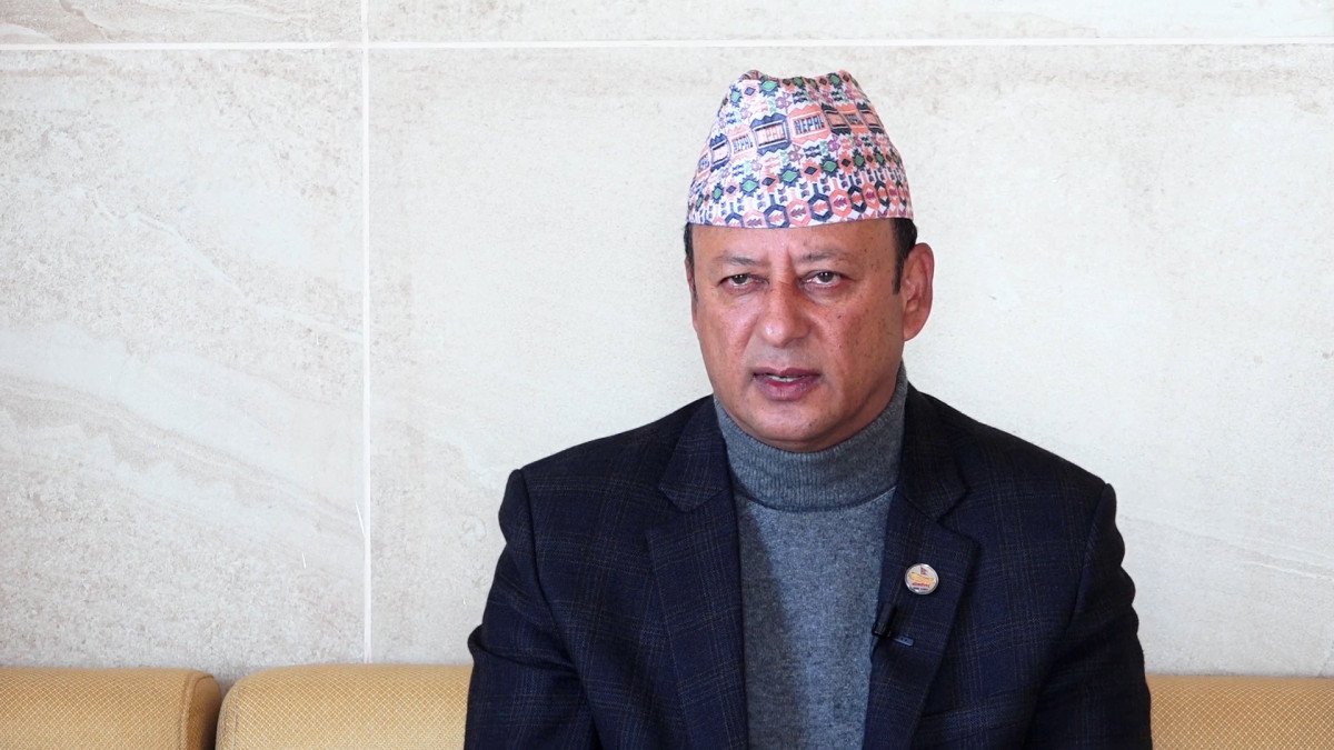 दीपक खड्कासहित तीन नेतालाई सोधियो स्पष्टीकरण