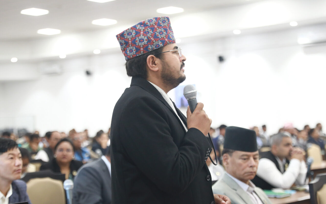 सडकमा खाल्डो भेटिए राज्यलाई एक लाख जरिवाना तिराउने कानुन चाहियो : ज्ञानेन्द्र शाही