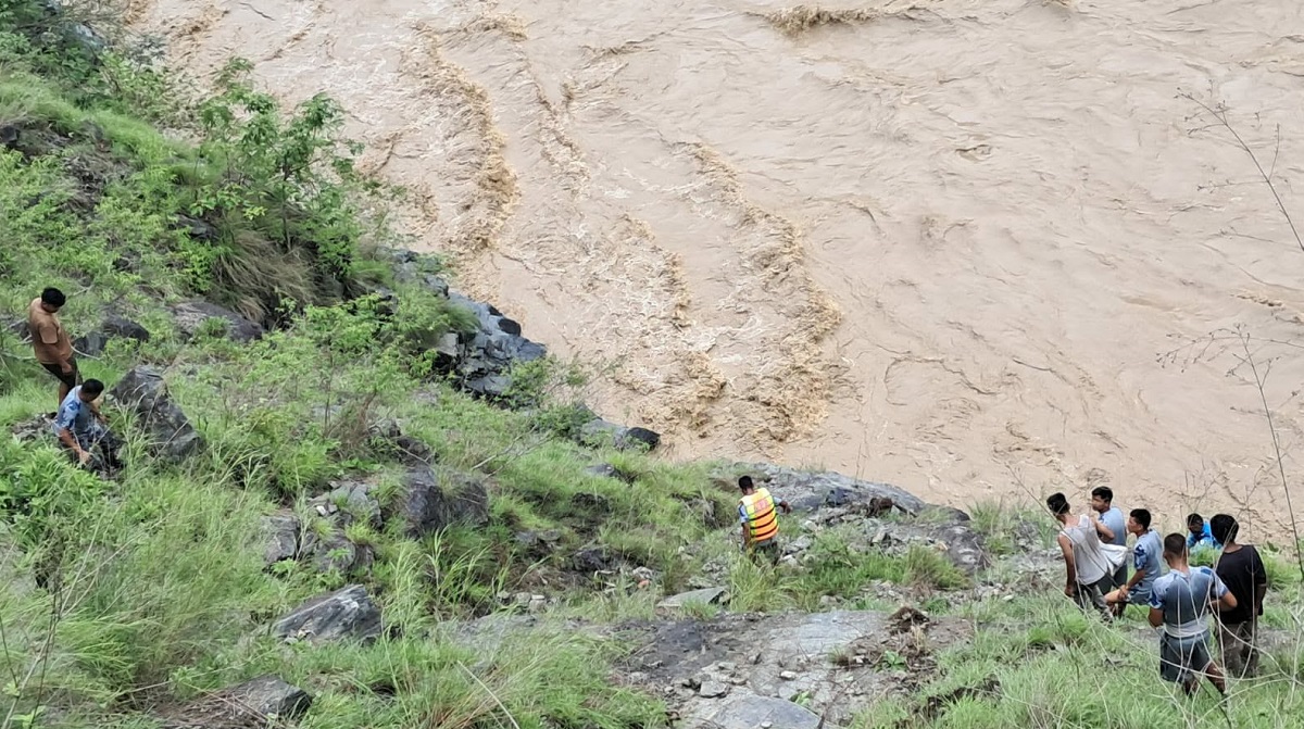 कर्णाली नदीमा बेपत्तामध्ये थप दुई जनाको शव भेटियो