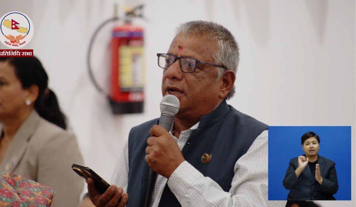 सरकार आफैं छानबिनकर्ता र आफैं सफाइ दिने भूमिकामाः भरतबहादुर खड्का