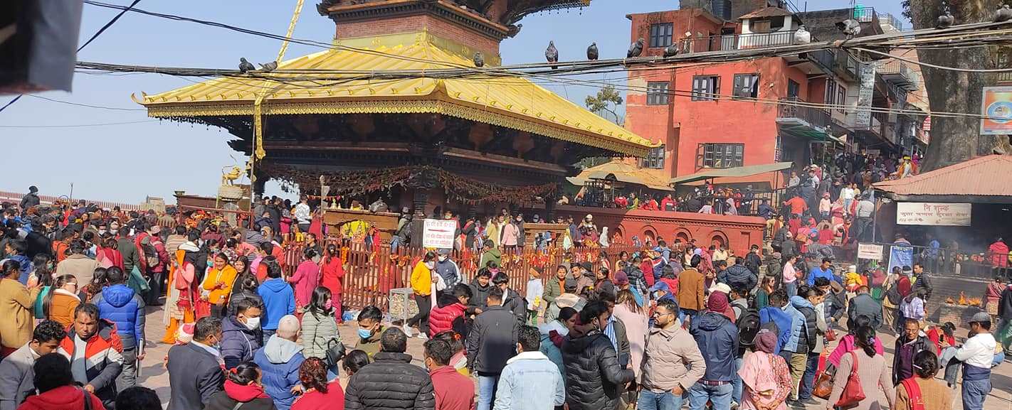 मनकामनामा दर्शनार्थीको सङ्ख्या बढ्दै