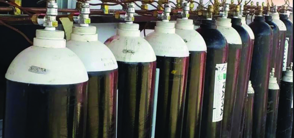 दैनिक १२० सिलिन्डर अक्सिजन उत्पादन गर्ने प्लान्टको उद्घाटन