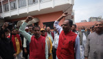 रेशम पक्राउ परेपछि प्रज्ञामा कार्यकर्ताको नाराबाजी