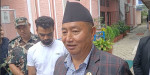 संसदीय दलबाट ‘किक आउट’ भएपछि लामाले भने, ‘मुख्यमन्त्री पद त छाड्दिन’ 