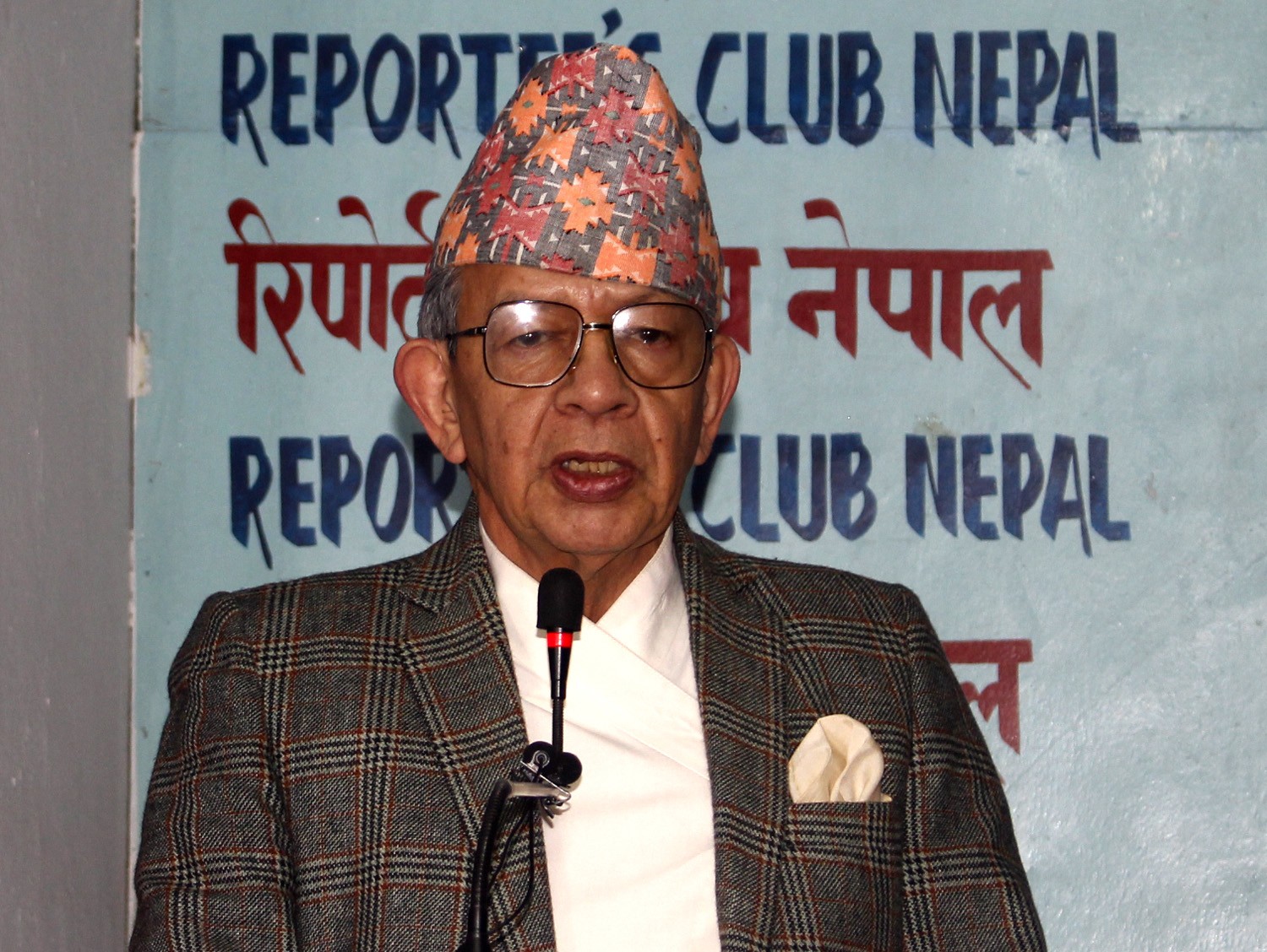 प्रधानमन्त्री ओलीले राजीनामा दिँदा नै उचित हुन्छ :अध्यक्ष जबरा