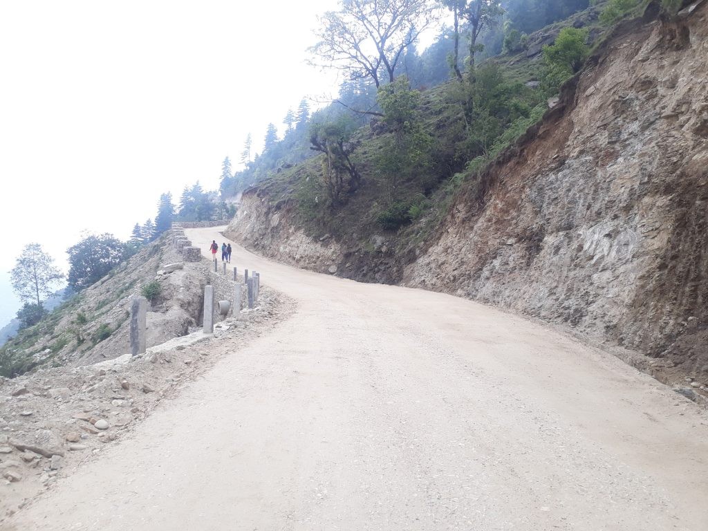 सवारीसाधन सञ्चालनमा पूर्ण रोक लगाइयो जमुनाह नाकामा