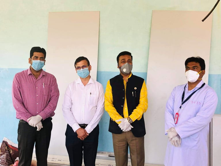 सांसद यादवको पहलमा नारायणी अस्पतालमा २०बेडको आइसोलेसन वार्ड निर्माण गरिदै