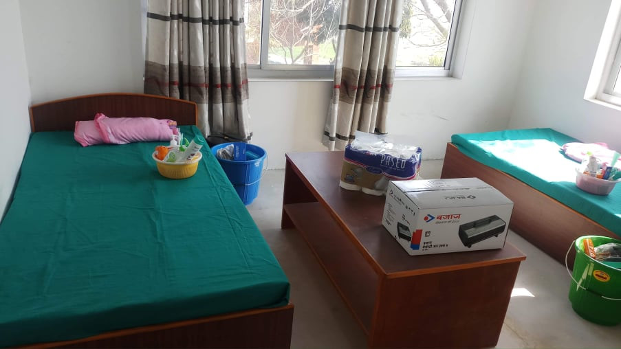 सङ्क्रमितलाई नियन्त्रणमा लिने सशस्त्रको टोली सेल्फ क्वारेन्टाइनमा