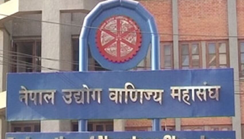 कोरोना असर : मजदुर र निजी क्षेत्रबीच समान धारणा बनाइँदै