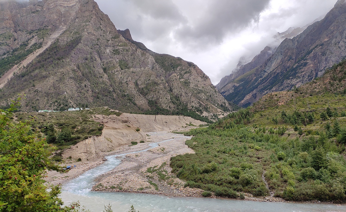 नेपाली भूमिमा भारतको २२ किलोमिटर सडक