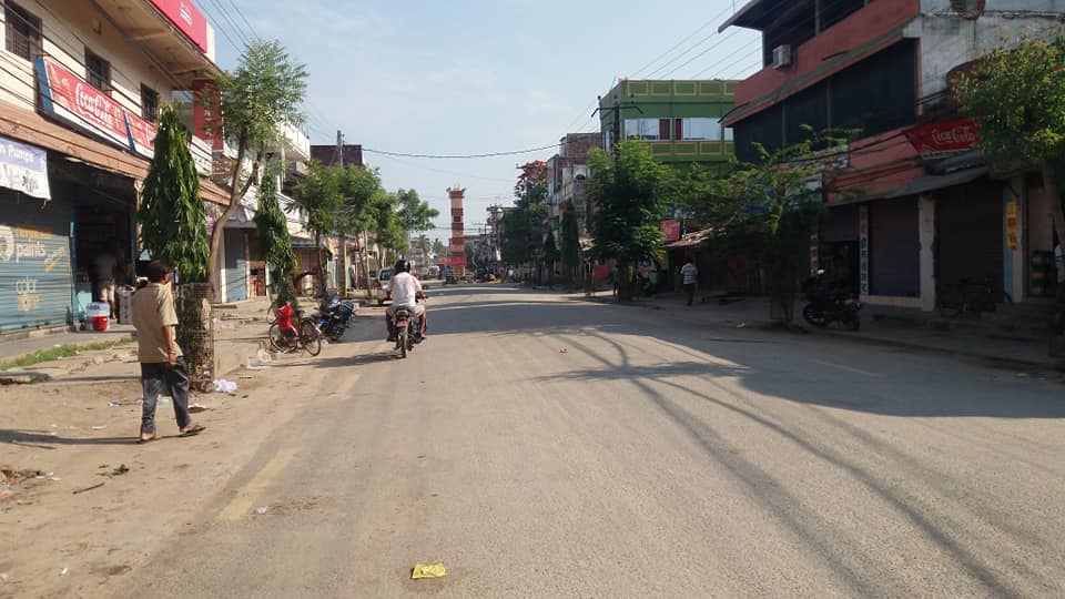 छिमेकी जिल्ला सप्तरी र उदयपुरमा कोरोना सङ्क्रमति भेटिएपछि नाका बन्द