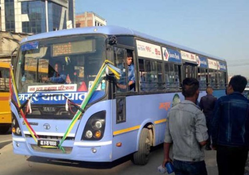 मयूर यातायातको सेवा सुचारु