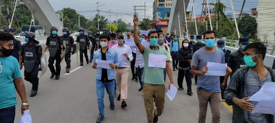 लखेटिए प्रदर्शनसहित धर्नाको तयारी गरेका नागरिकता बिहीन युवाहरु