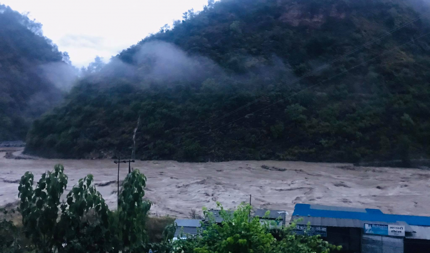 सुदूरपश्चिममा वर्षासँगै आएको बाढीपहिरोमा परी १४ जनाको मृत्यु