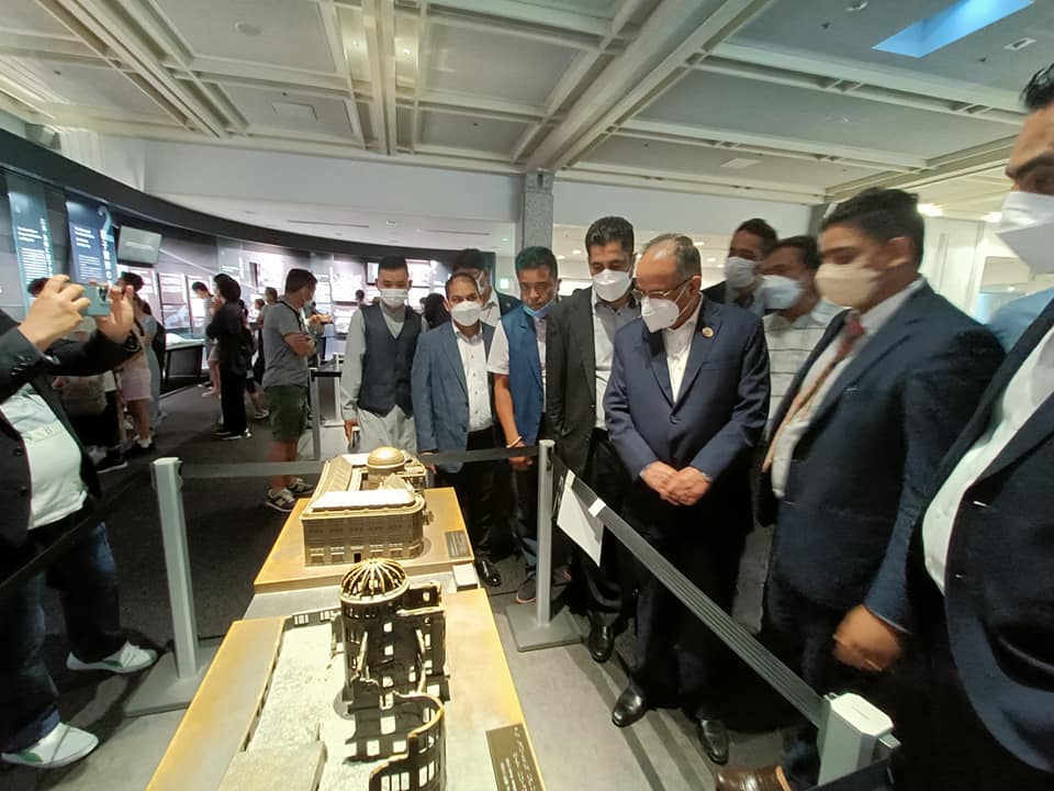 प्रचण्डद्वारा हिरोसिमा सहरको संग्रहालय अवलोकन