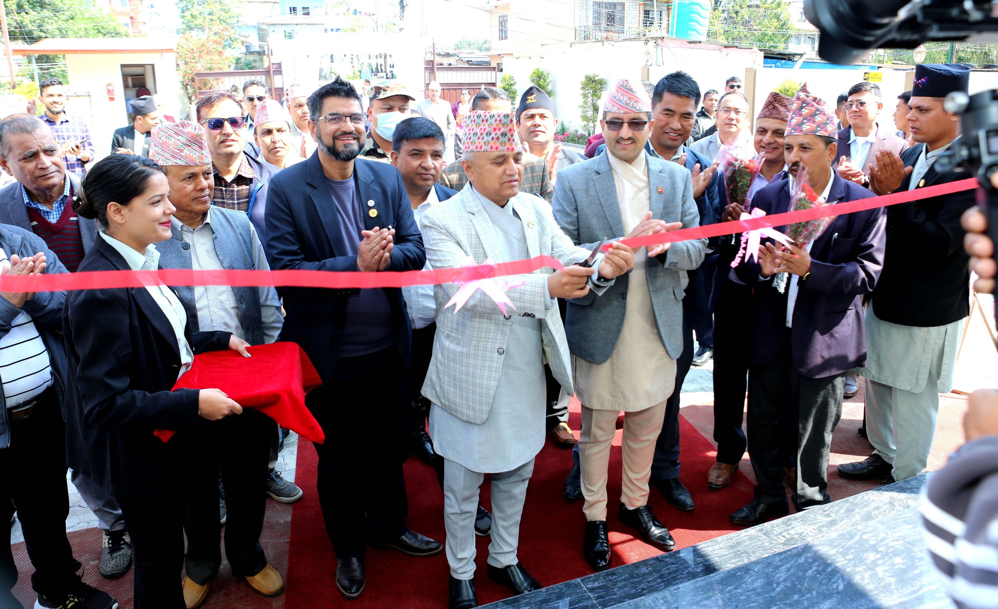 व्यवसायीको सफलताले मात्र सुखी नेपाली समृद्ध नेपाल बनाउन सहयोग पुग्छ : मुख्यमन्त्री अधिकारी 