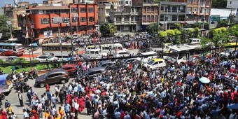 काठमाडौंमा राहत शिक्षकहरुको आन्दोलन जारी