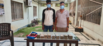 सर्लाहीमा स्रोत नखुलेको ३२ लाख नेपाली रुपैयाँसहित दुई जना पक्राउ