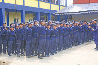 निर्वाचन प्रहरीको पोशाकमा फोटो र भिडियो खिचेर सामाजिक सञ्जालमा नराख्न निर्देशन