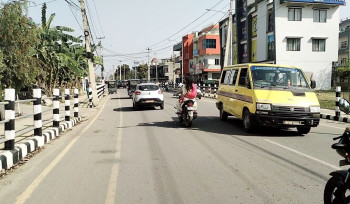 प्लास्टिक प्रतिबन्धपछि धनगढीको मुहार फेरियो, आयातित प्लास्टिक चुनौतीबन्ने