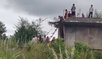 ९ वर्ष बित्दा पनि अधुरो चाँदी नदी पुल गैंडाटारवासी अझै जोखिममा