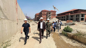 सिंहदरबारमा मेलम्चीको खानेपानी जडान गरिँदै