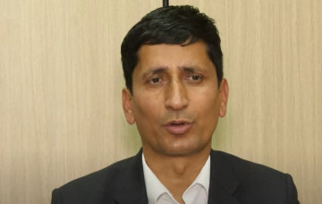 स्वास्थ्य बीमा बोर्डका निर्देशक डा. काफ्लेले दिए राजीनामा