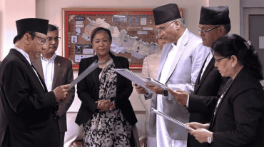 सर्वोच्चका नवनियुक्त न्यायाधीशहरुले गरे शपथग्रहण