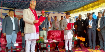 नवनियुक्त मुख्यमन्त्री बानियाँले लिए शपथ