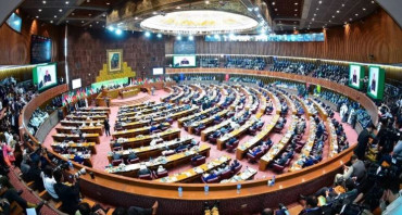 सम्पत्ति विवरण नबुझाउने १५९ सांसद निलम्बित