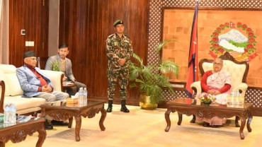 एमाले अध्यक्ष ओली र प्रधानमन्त्री कार्कीबीच भेटवार्ता, के भयो छलफल ?