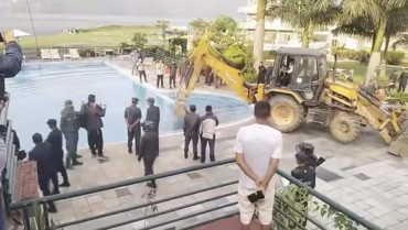 फेवाताल किनारका अस्थायी संरचना भत्काइयो