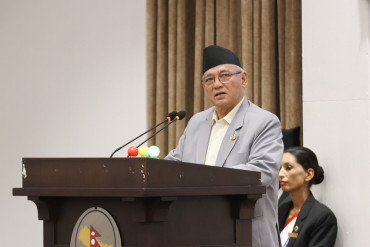 बादलका तीन शब्द संसद्को रेकर्डबाट हटाइयो