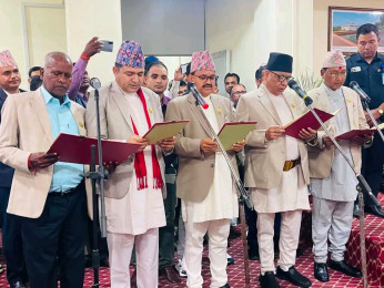 लुम्बिनीका नवनियुक्त मन्त्रीहरूले लिए शपथ