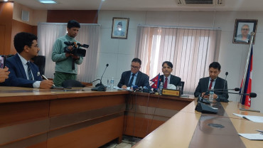 अफवाह फैलाएको आरोपमा यूएईमा सातजना नेपाली पक्राउ