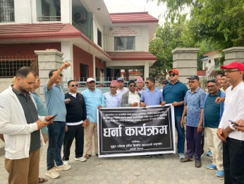 सुदूरपश्चिममा निर्माण व्यवसायी सडकमाः मुख्यमन्त्री कार्यालयमा बुझाए ज्ञापनपत्र