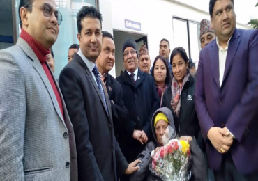 प्रचण्ड पत्नी सीता अस्पतालबाट डिस्चार्ज