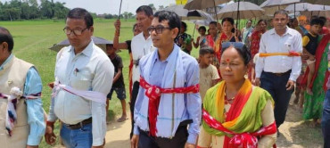 किसानले जनप्रतिनिधिलाई बाँधेर मन्दिरमा पुर्‍याएपछि ...