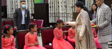 राष्ट्रपति भण्डारीद्वारा नव कन्याको पूजा