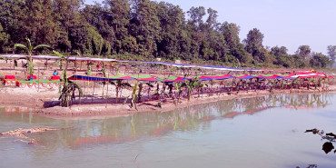 छठका लागि सिँगारिँदै धनगढीको मोहना घाट