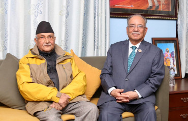 बालकोटमा प्रचण्ड-ओली बिच भेटवार्ता