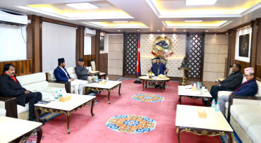 सत्ता गठबन्धनको बैठक बालुवाटारमा सुरु 