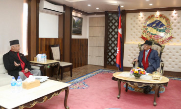 प्रधानमन्त्री प्रचण्ड र नेकपा एमालेका अध्यक्ष ओलीबिच भेटवार्ता