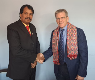 सिके राउत र अमेरिकी राजदूत थम्पसनबीच भेटवार्ता